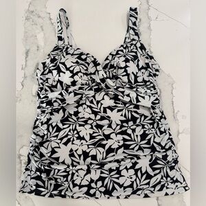 Lands' End-Women’s Size 12 Swimsuit Tankini Top  Black/White Floral